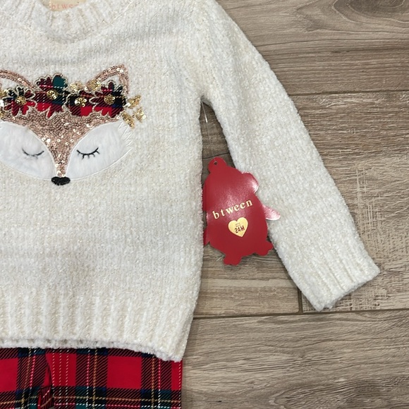 Christmas Fox Sweater with Marching Plaid Pants - Picture 5 of 9